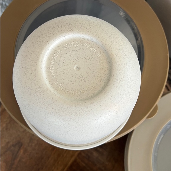 Tupperware Stackable Bowl Set in Earth Tones - Picture 4 of 12